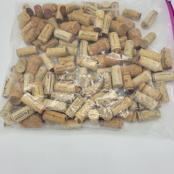 Lot of 128 Used Wine Corks - Picture 7 of 7